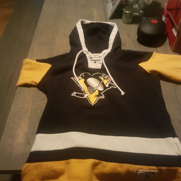 Official Pittsburgh Penguins women's hoodie - Picture 3 of 3